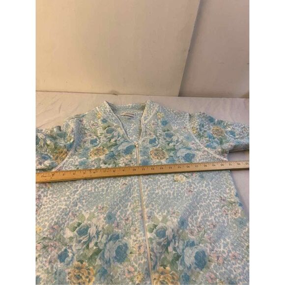 Miss Elaine Grandma Style Blue Floral zipper Robe rn#17414 medium pockets 46" - Picture 5 of 8